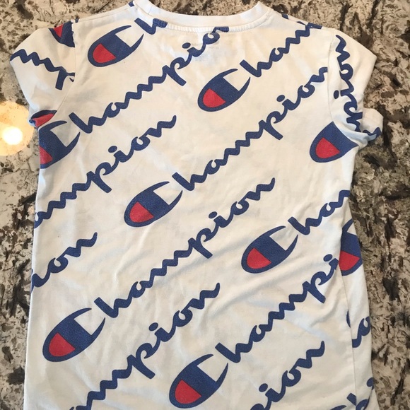 Champion t-shirt good condition - Picture 3 of 3